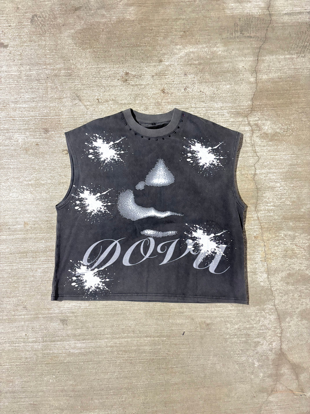 "MUSE" CUTOFF TEE